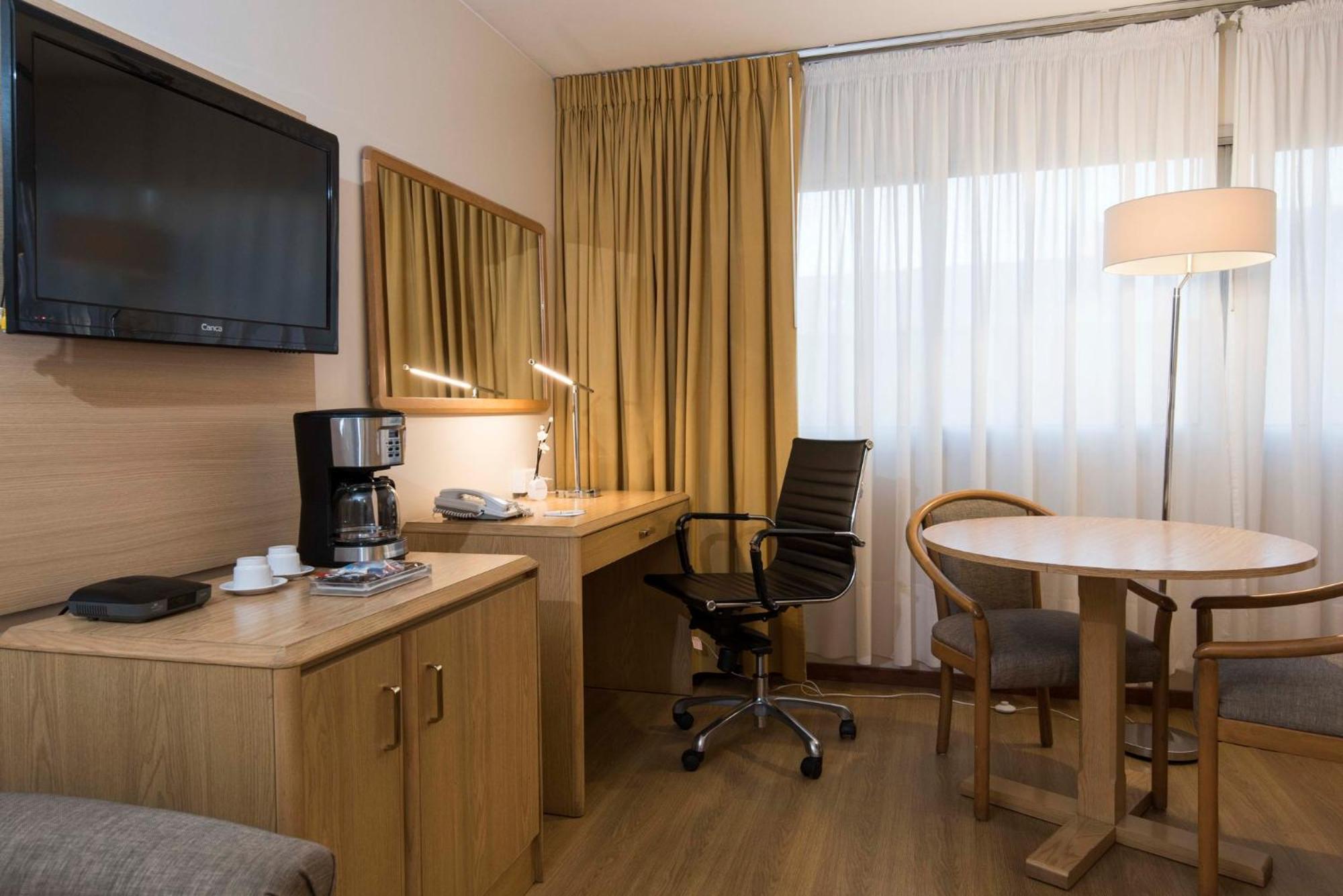 Holiday Inn Montevideo By Ihg Ngoại thất bức ảnh